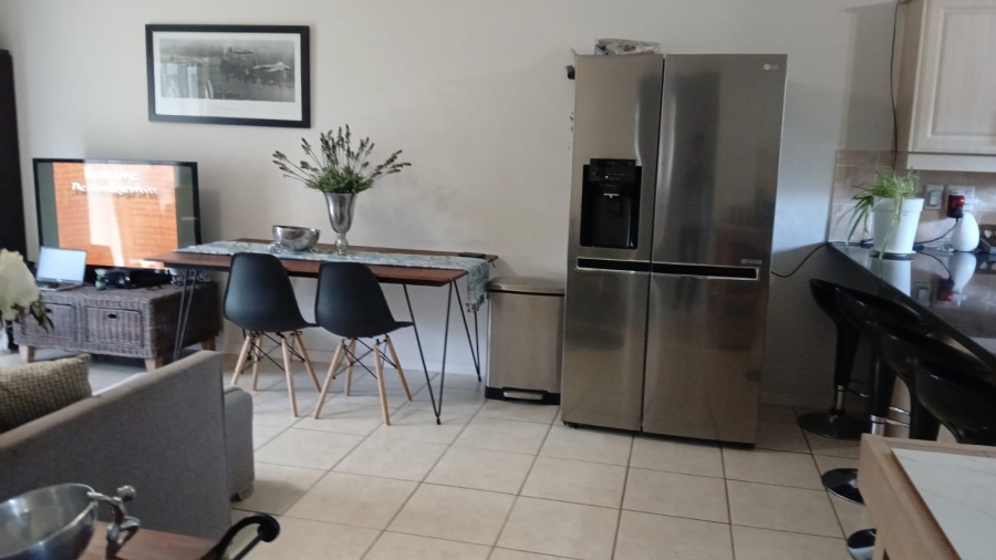 2 Bedroom Property for Sale in Heritage Park Western Cape